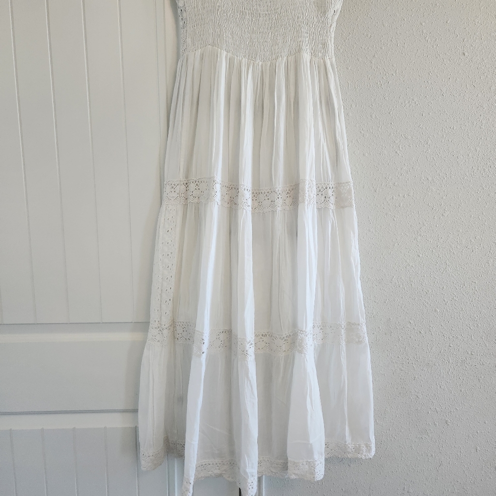 Magic White Eyelet & Lace Trim Maxi Dress Size Medium - Picture 5 of 12
